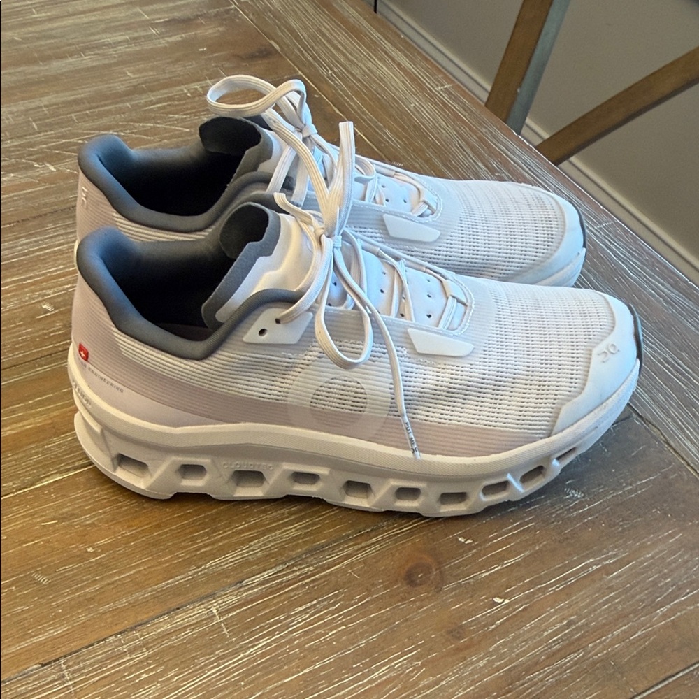 Women’s On Cloudmonster Void Shoes